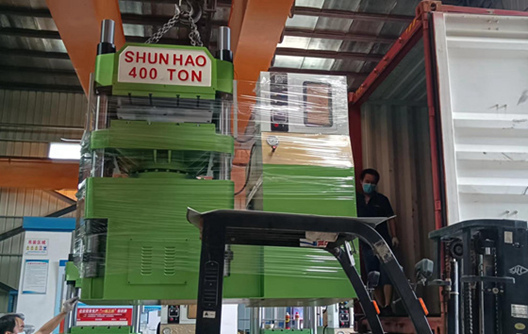 Shunhao Makine ve Kalıp Fabrikasından Güvenli Sevkiyat